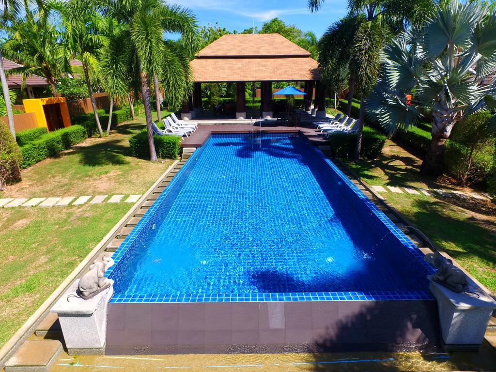 Naiharn Garden Villa Phuket Kültér fotó