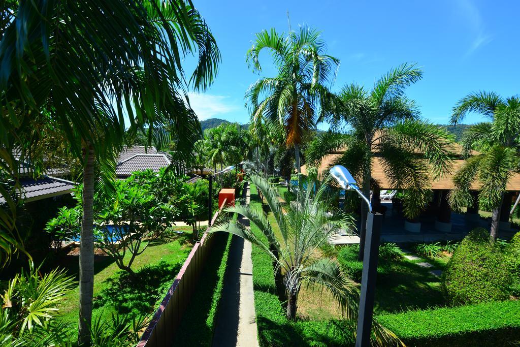 Naiharn Garden Villa Phuket Kültér fotó