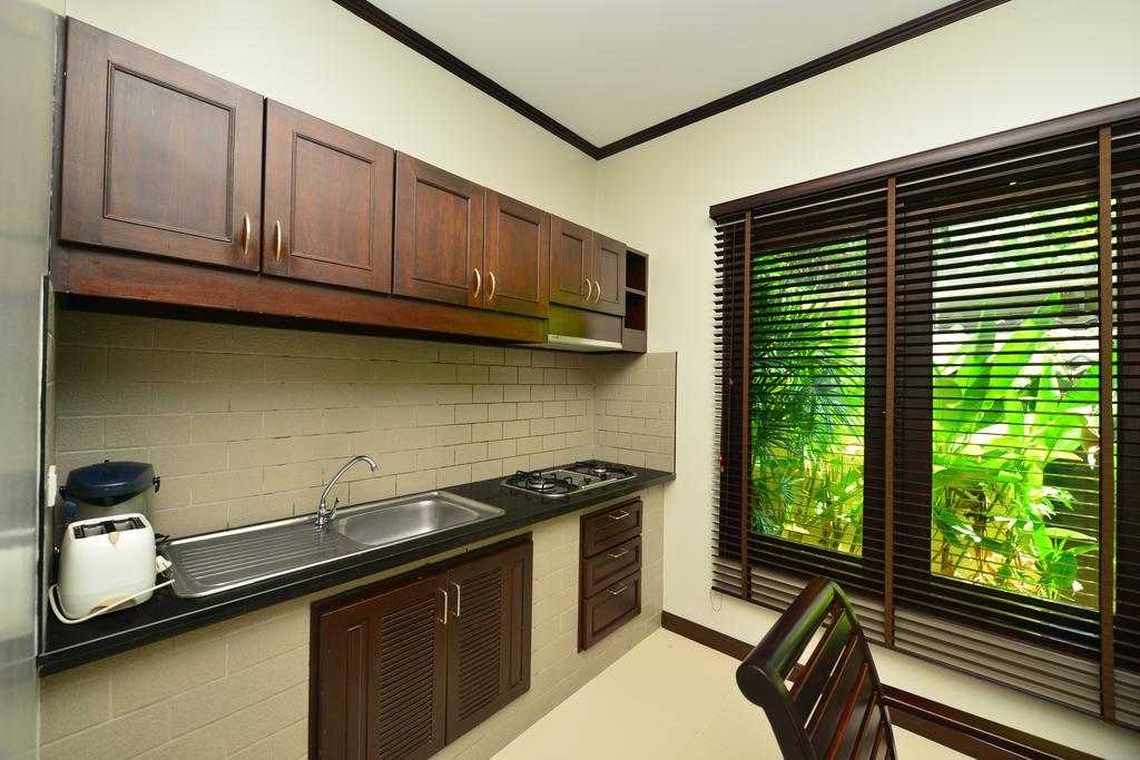 Naiharn Garden Villa Phuket Kültér fotó