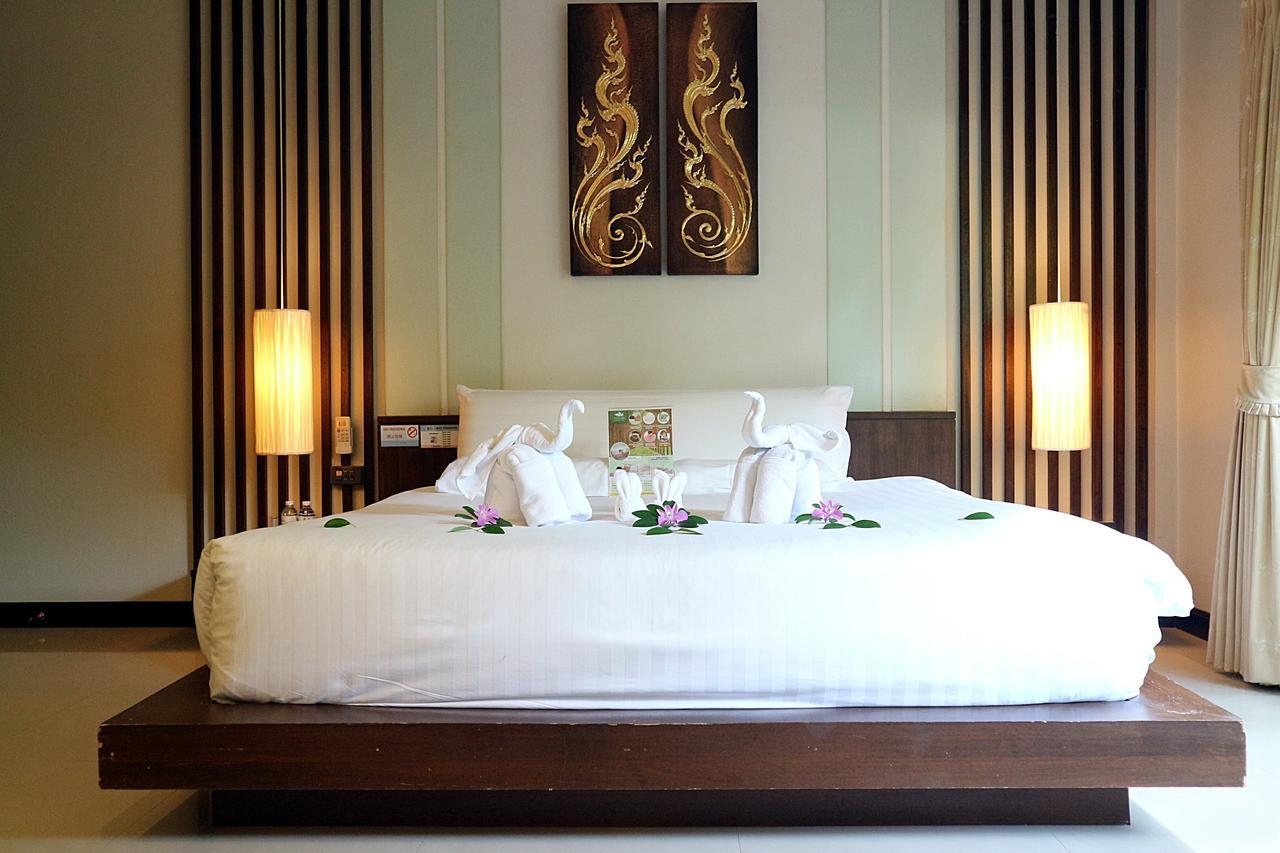 Naiharn Garden Villa Phuket Kültér fotó
