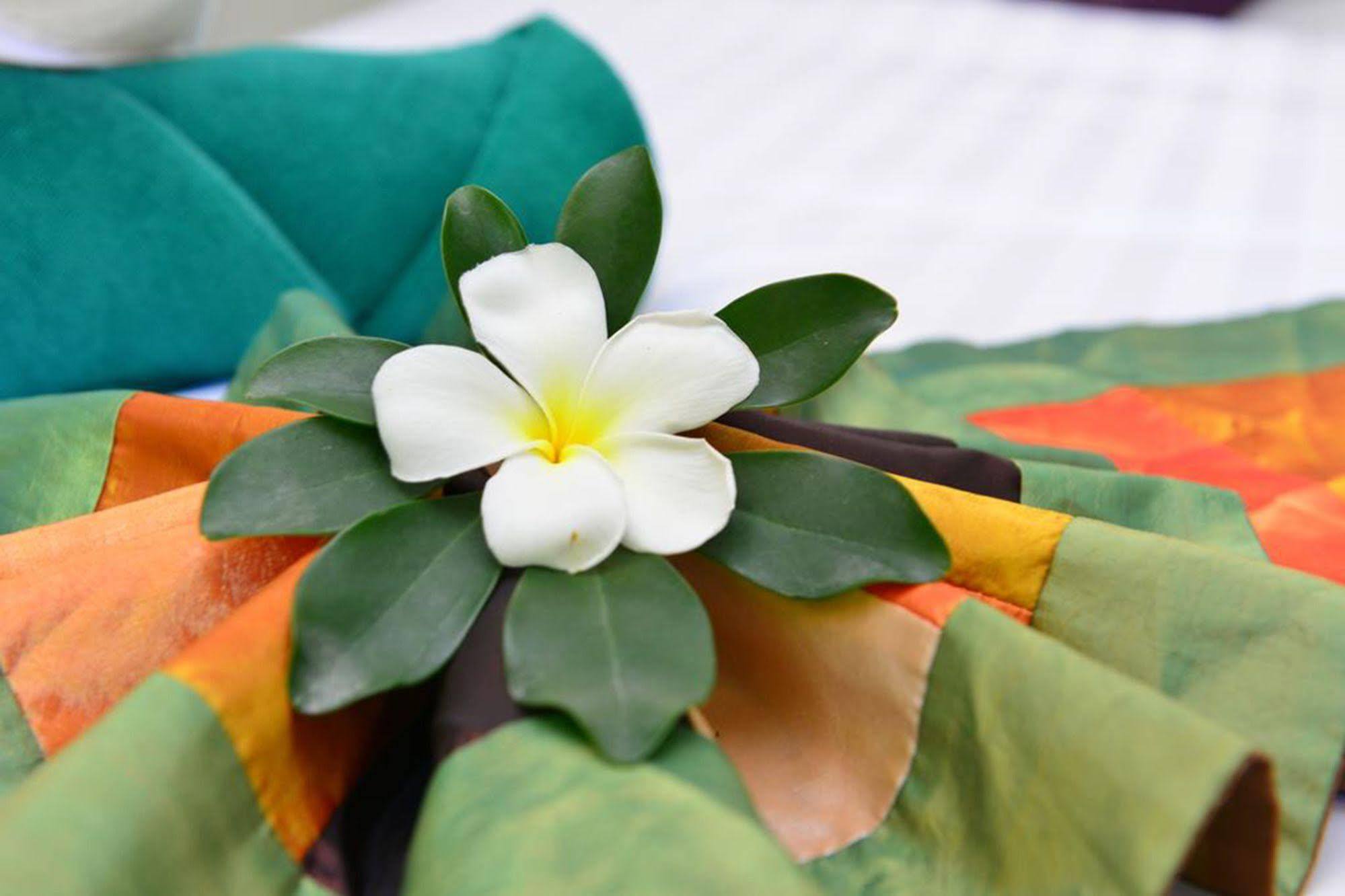 Naiharn Garden Villa Phuket Kültér fotó