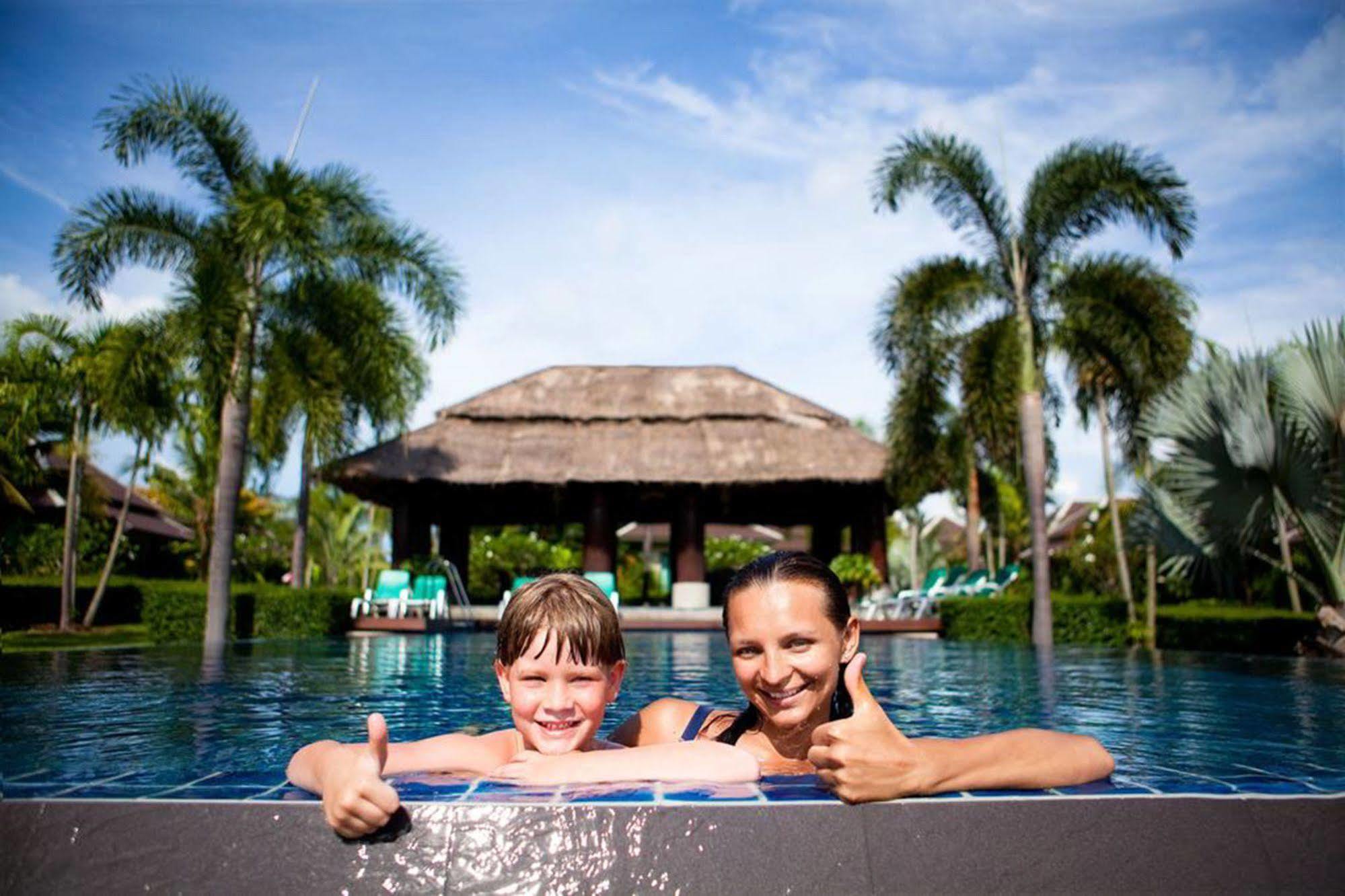 Naiharn Garden Villa Phuket Kültér fotó