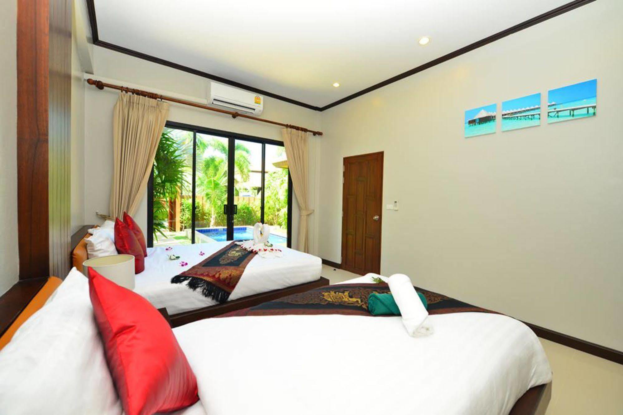 Naiharn Garden Villa Phuket Kültér fotó