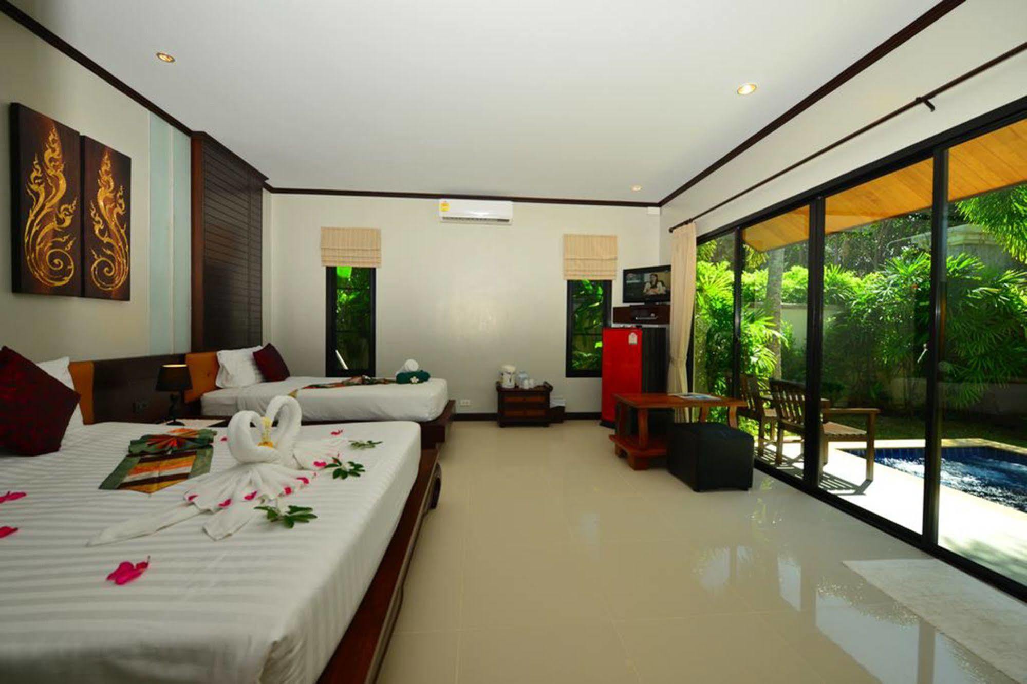 Naiharn Garden Villa Phuket Kültér fotó