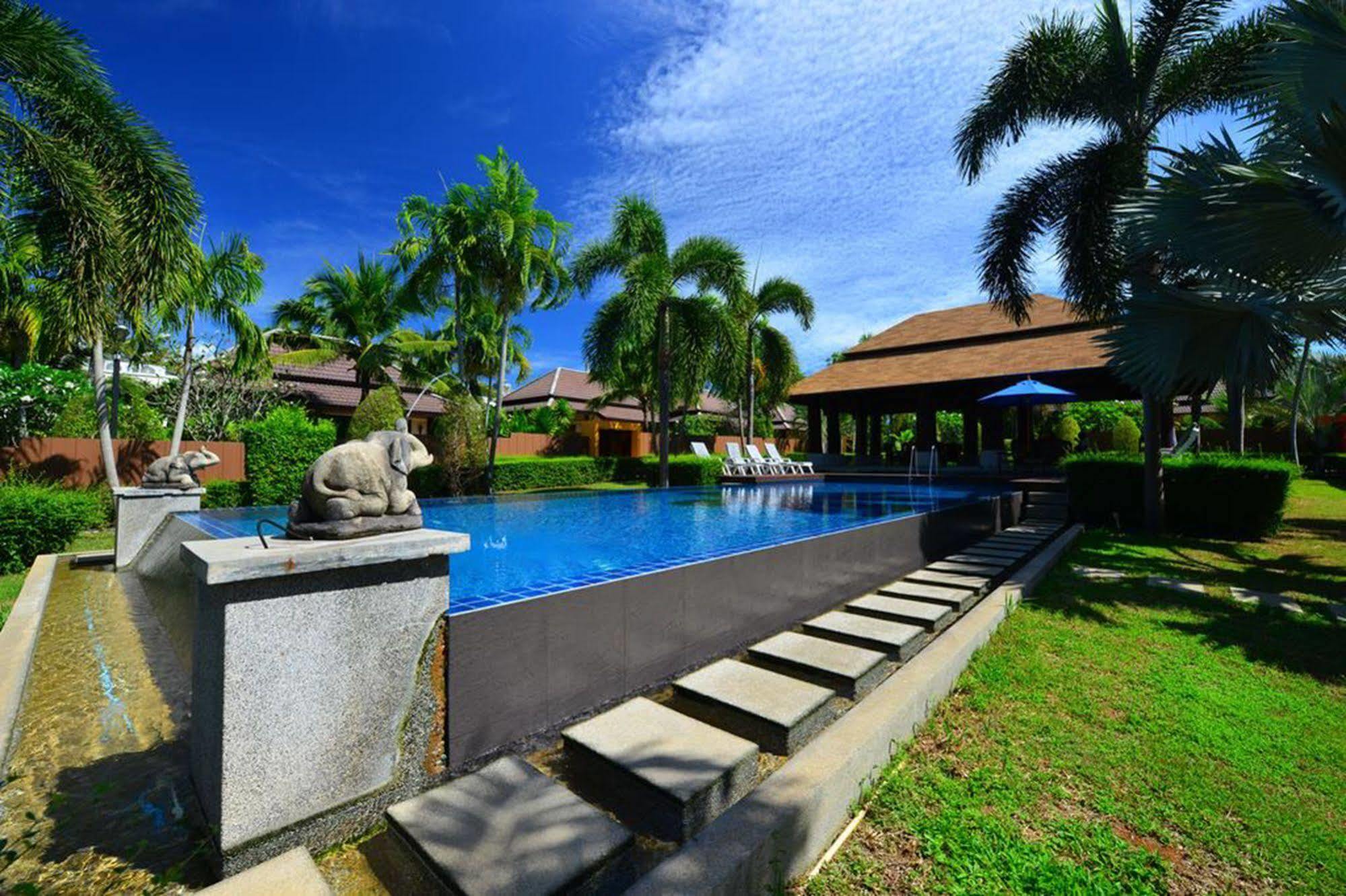 Naiharn Garden Villa Phuket Kültér fotó
