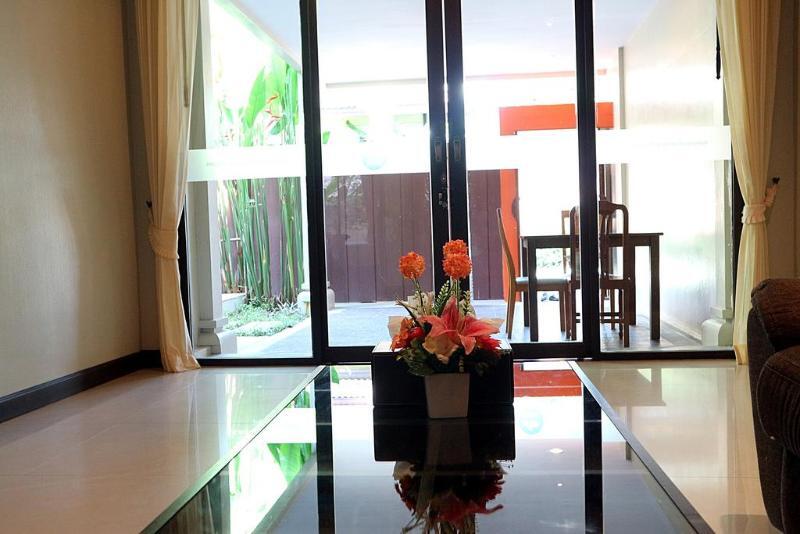 Naiharn Garden Villa Phuket Kültér fotó